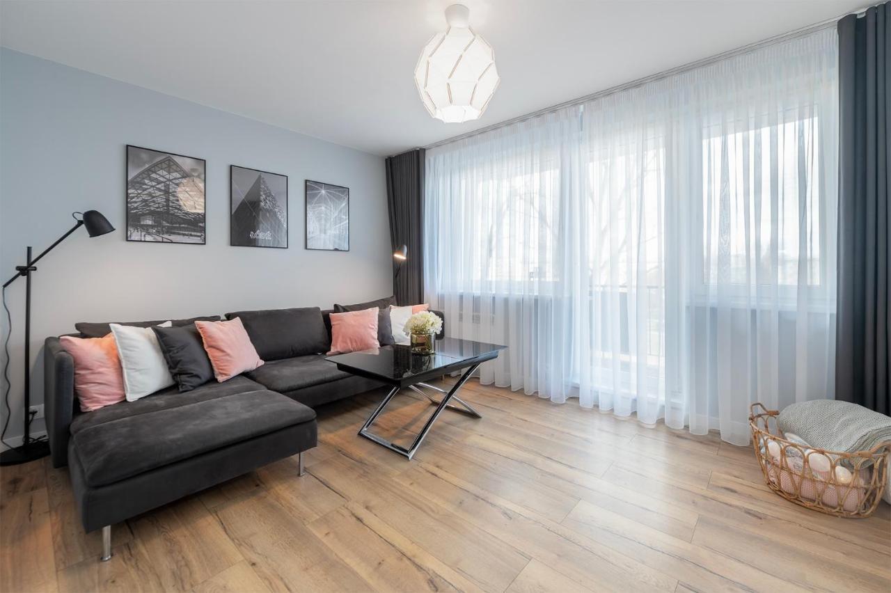 Apartment Golden Sands - Winda, 2 Sypialnie Oraz Salon, Lozeczko Turystyczne, Balkon, Play Station 5, Ekspress Do Kawy, Atlas Arena, Zoo, Fala *