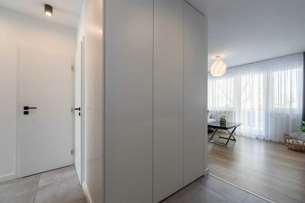 Apartment Golden Sands - Winda, 2 Sypialnie Oraz Salon, Lozeczko Turystyczne, Balkon, Play Station 5, Ekspress Do Kawy, Atlas Arena, Zoo, Fala *