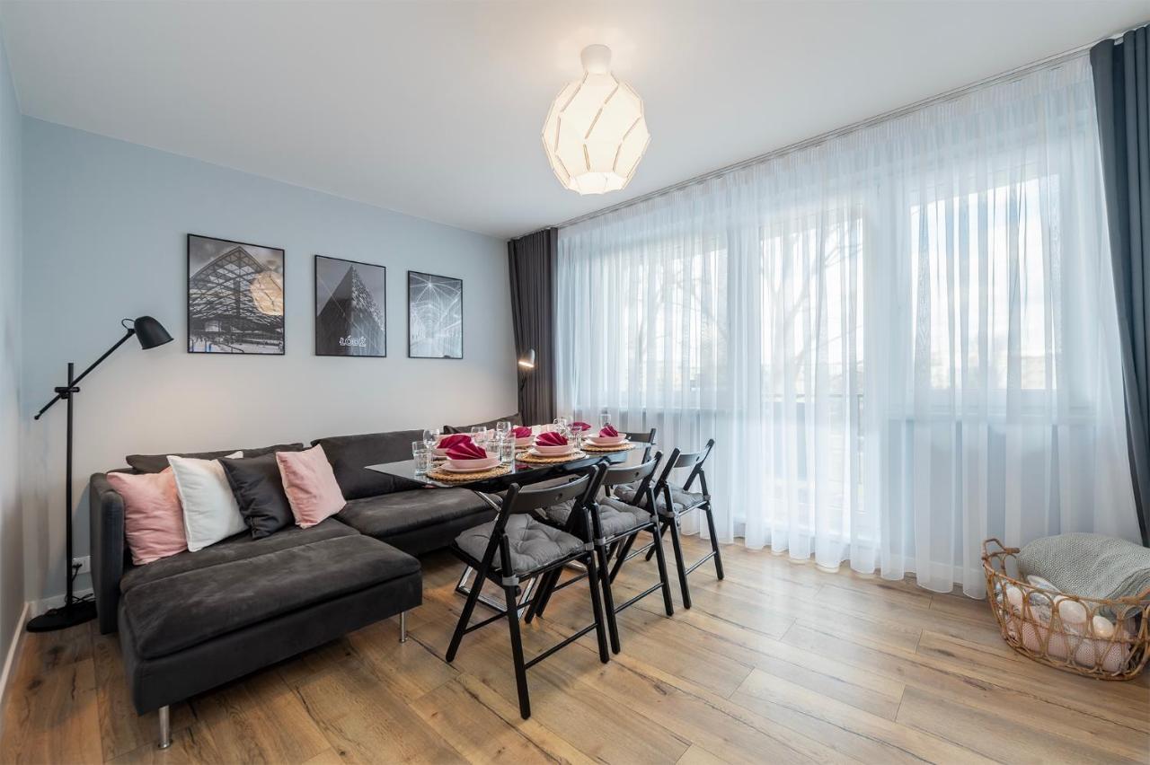 Golden Sands - Winda, 2 Sypialnie Oraz Salon, Lozeczko Turystyczne, Balkon, Play Station 5, Ekspress Do Kawy, Atlas Arena, Zoo, Fala